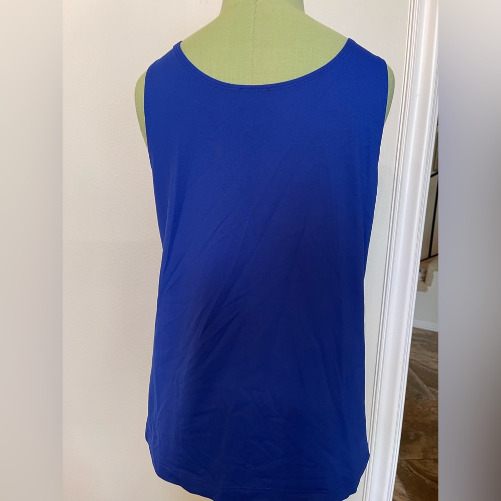 Blue Tank - Picture 2 of 3